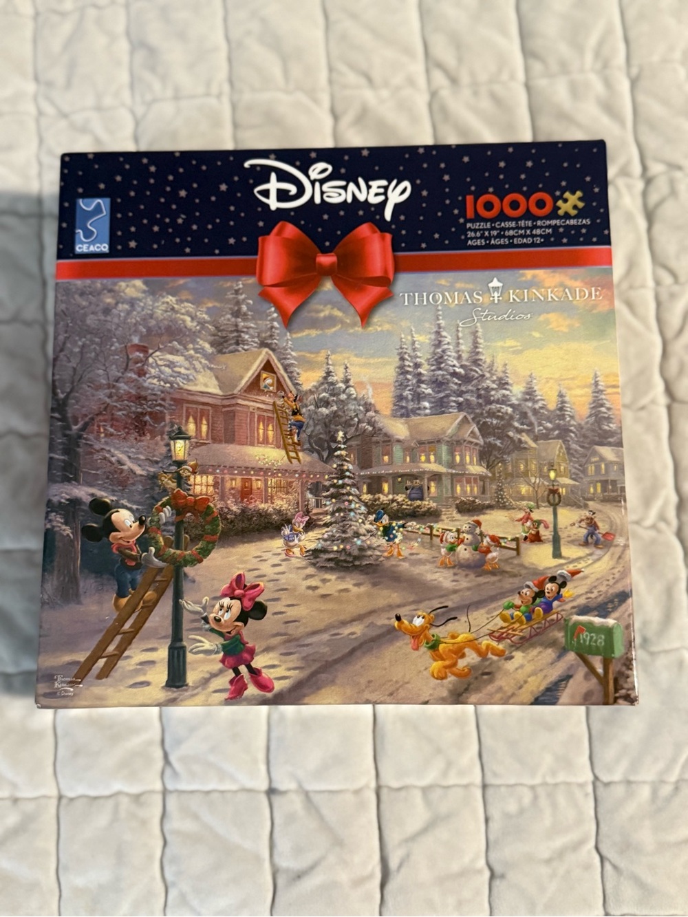 Disney Thomas Kinkade Holiday Puzzle Mickey Minnie Pluto with Red Bow